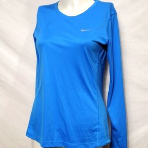 Nike women's Sz Small running T-shirt